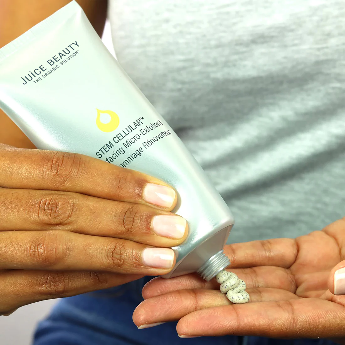 sc-resurfacing-micro-exfoliant-web-alt-2